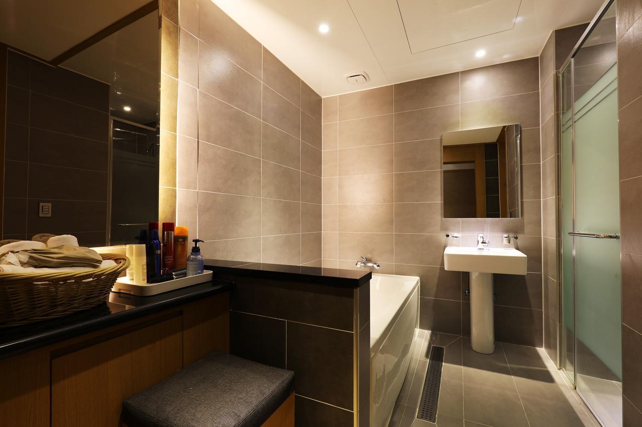 Bucheon Sr Hotel Екстер'єр фото