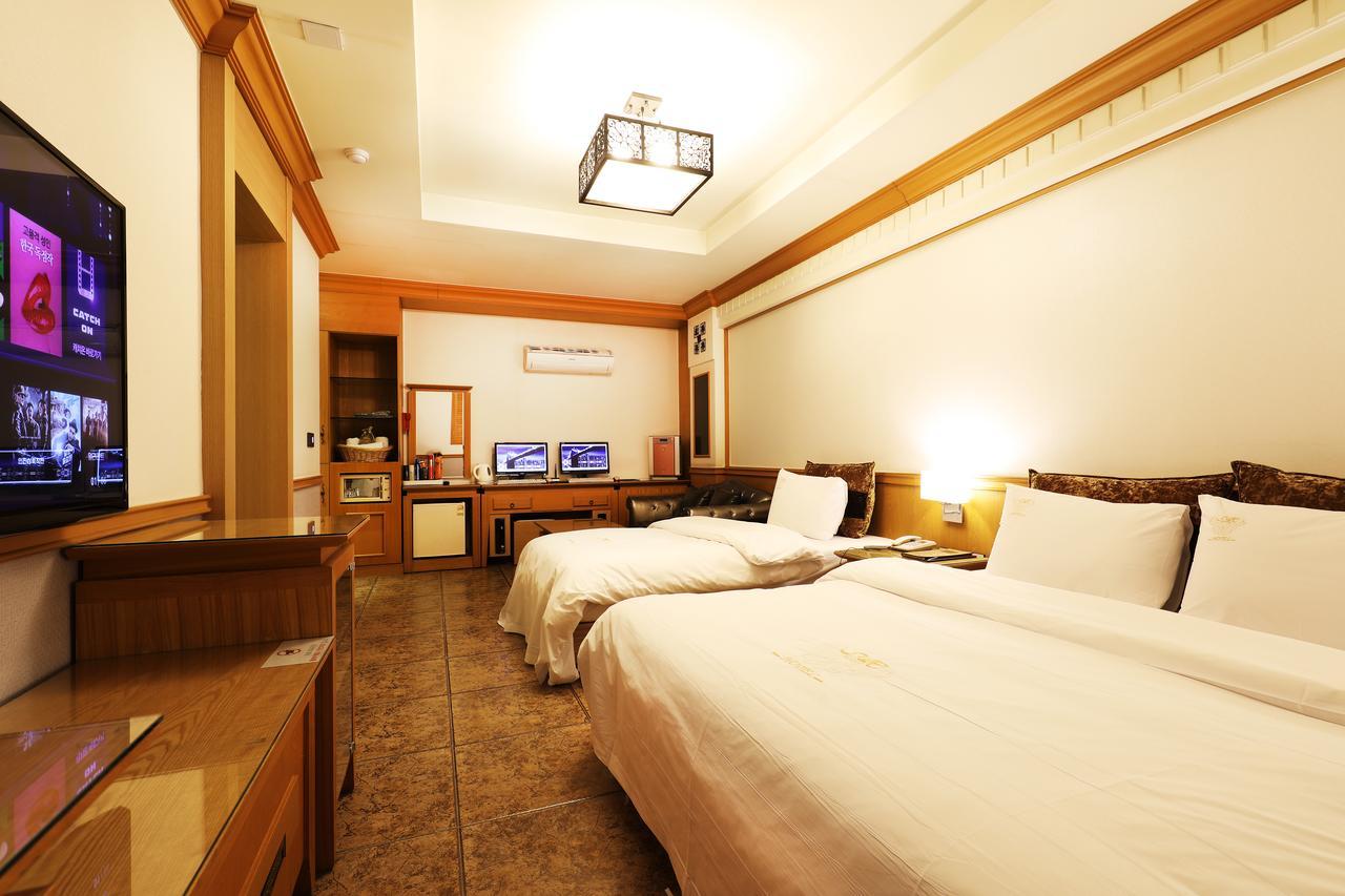Bucheon Sr Hotel Екстер'єр фото