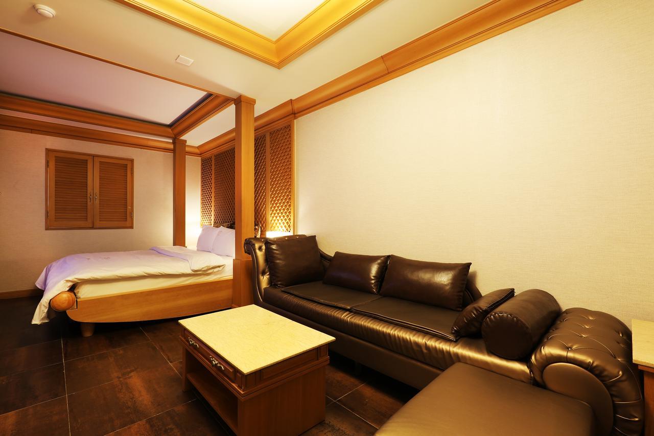 Bucheon Sr Hotel Екстер'єр фото