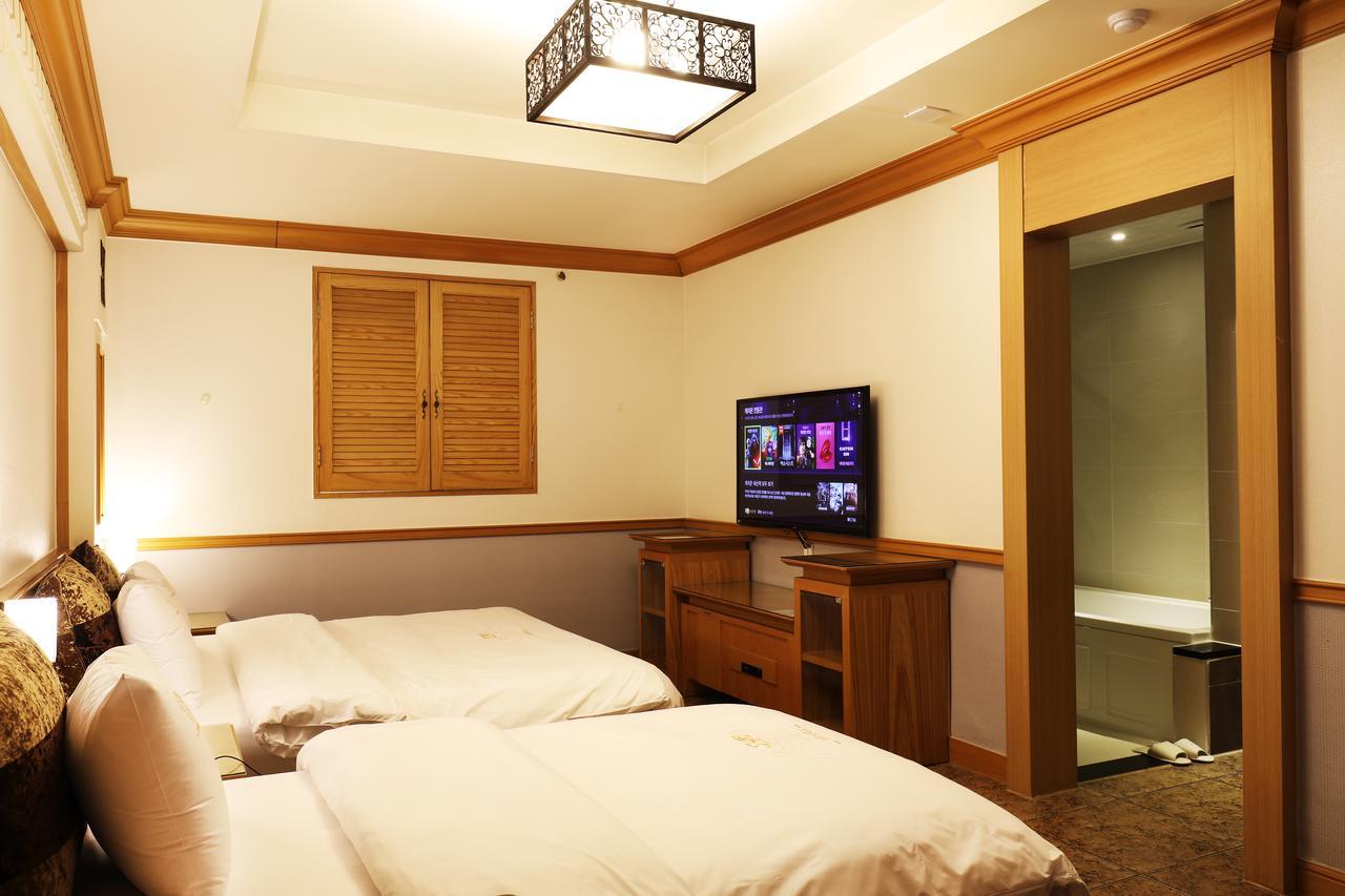 Bucheon Sr Hotel Екстер'єр фото