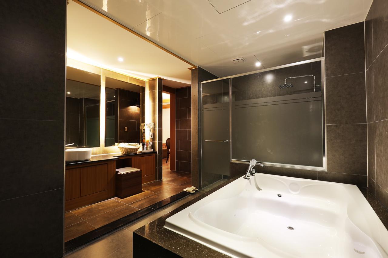 Bucheon Sr Hotel Екстер'єр фото
